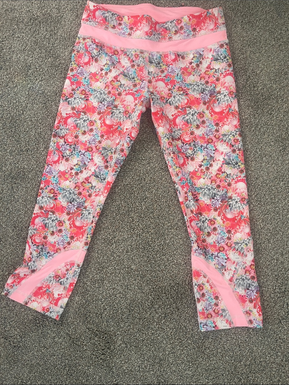 lululemon athletica Pink Floral Capri Leggings